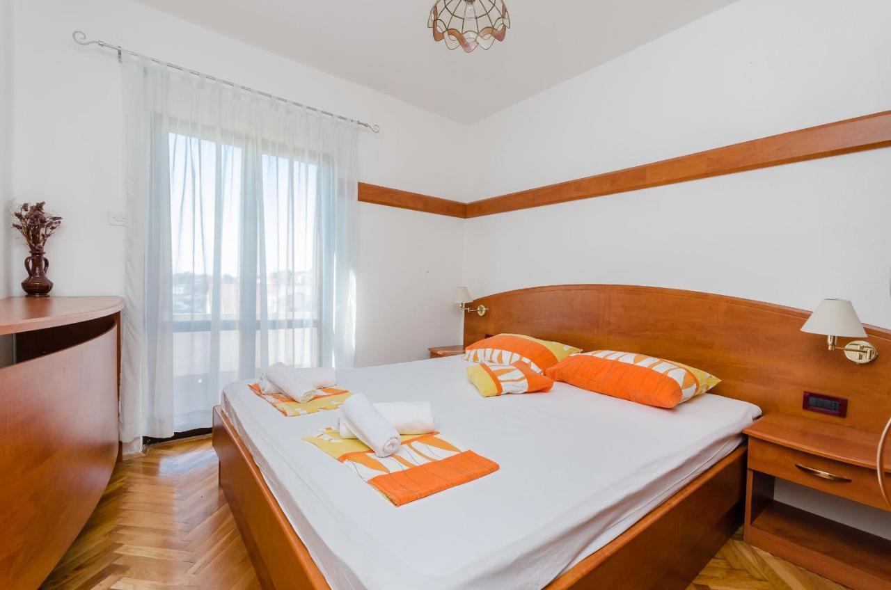 Apartments Zorka Kampor Exterior foto
